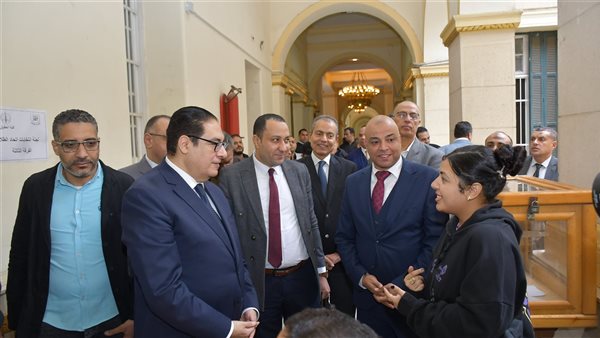 رئيس جامعة القاهرة