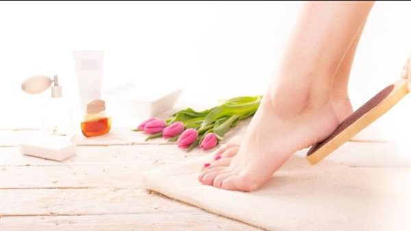 تشققات القدمين 