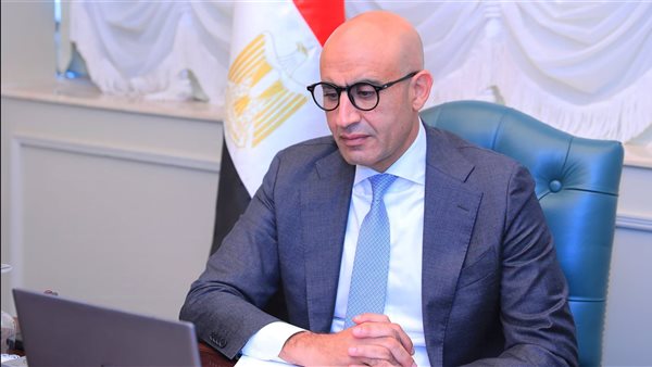 محمد عبد اللطيف وزير