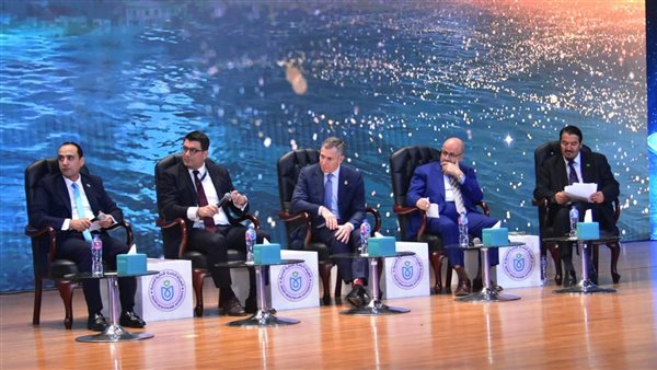 جلستين نقاشيتين حول