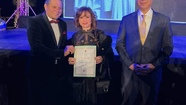 إلهام شاهين 