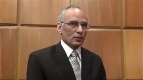 الدكتور ممدوح معوض