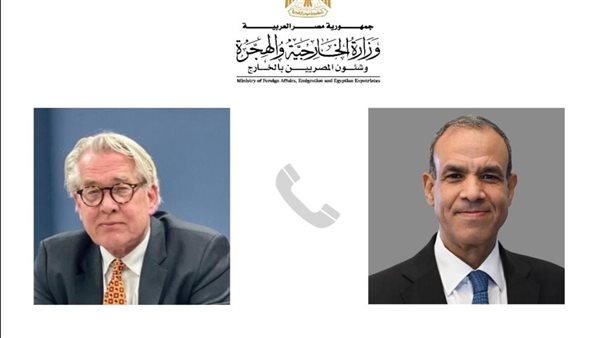 الدكتور بدر عبد العاطى