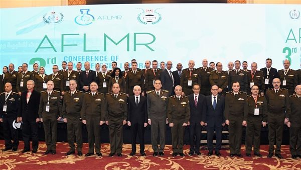 القوات المسلحة خلال