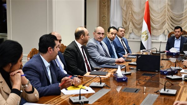 وزير الشباب والرياضة