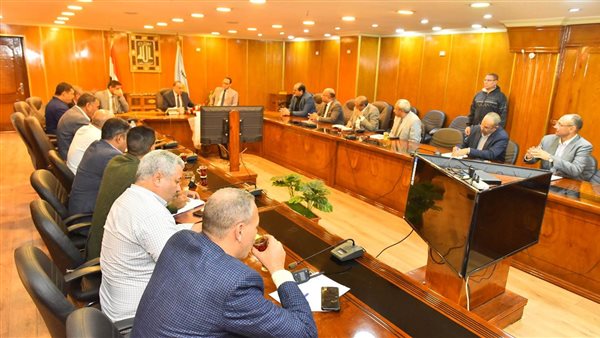 محافظ أسيوط 