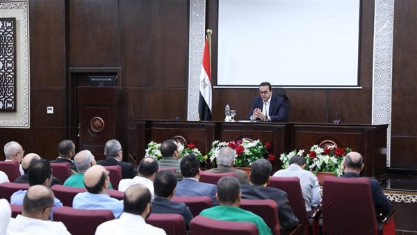 لقاء وزير الصحة 