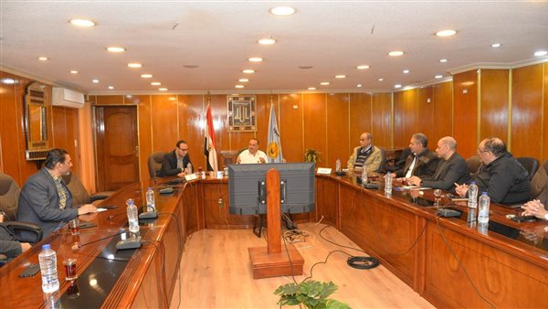 محافظ أسيوط 