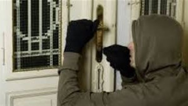 ضبط خادمة وزوجها