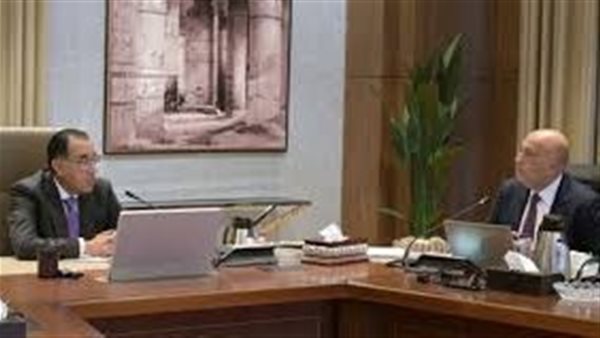 رئيس الوزراء يلتقي