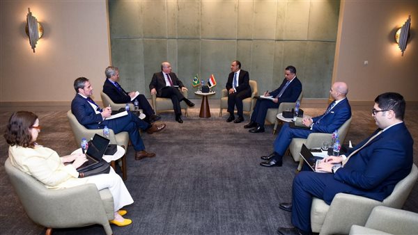  الدكتور بدر عبد