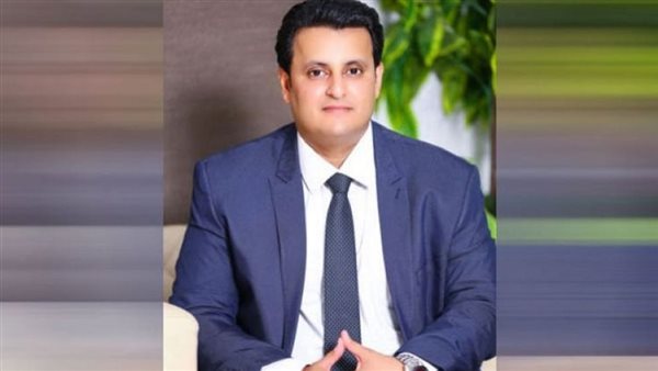 النائب أحمد سمير