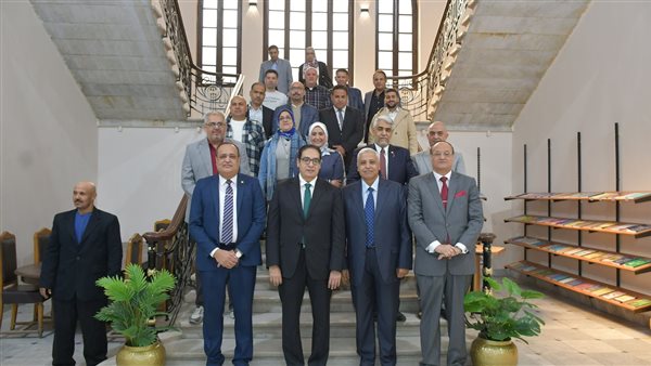 رئيس جامعة القاهرة