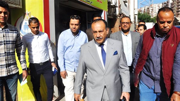 محافظ أسيوط 