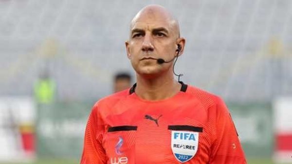 الكابتن محمد عادل