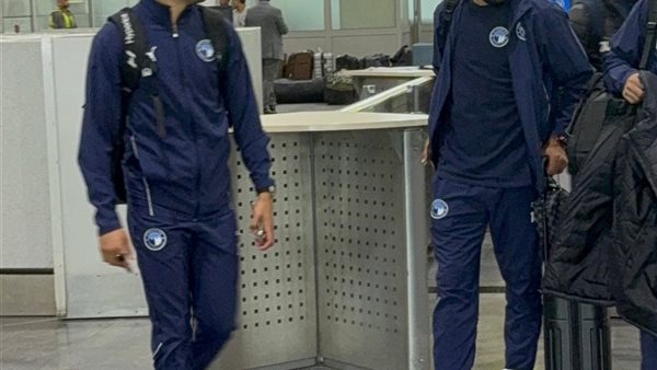 لاعبو بيراميدز 