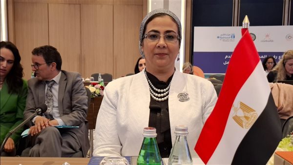  المستشارة أمل عمار