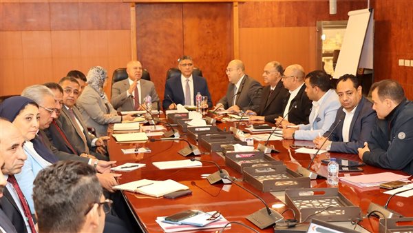 وزير الصناعة