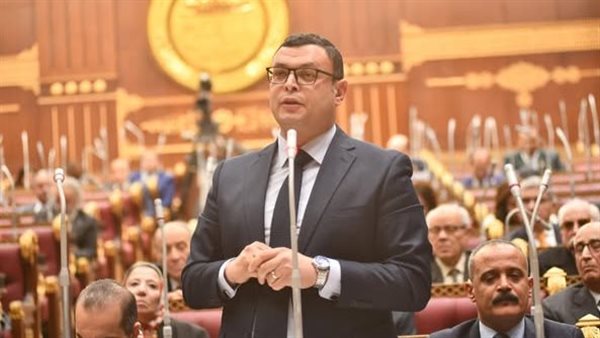 وزير الإسكان