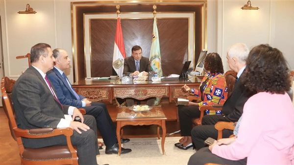 لقاء وزير الزراعة