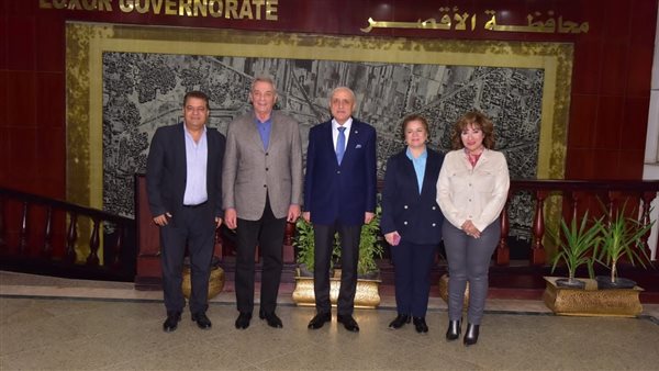 محافظ الأقصر 