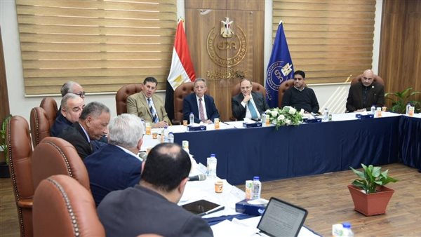 خلال الإجتماع