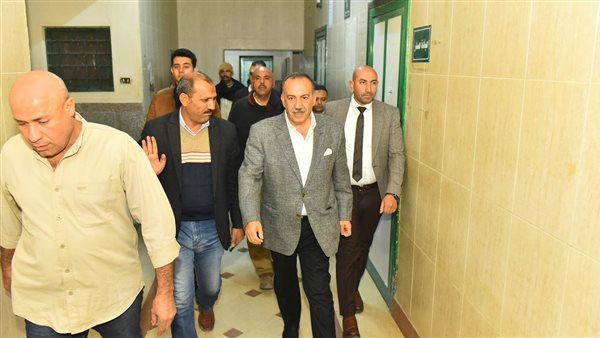 محافظ أسيوط 