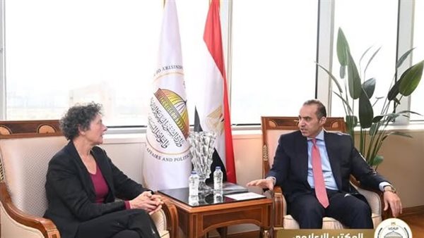 لقاء وزير الشؤون