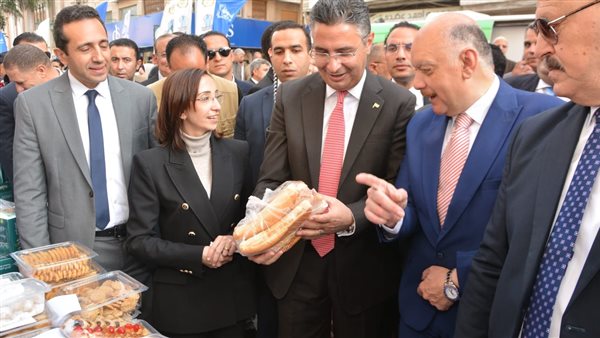 وزير التموين