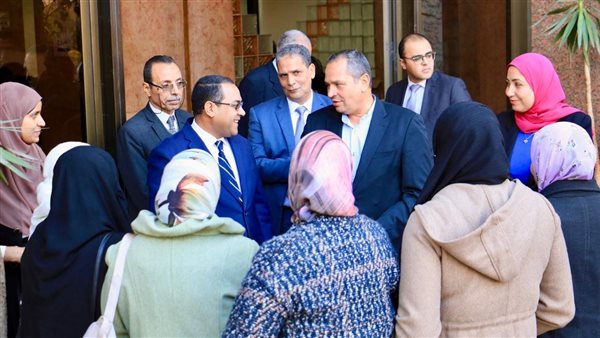 رئيس الأبنية التعليمية