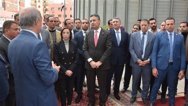 وزير التموين 