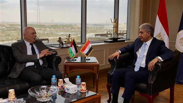 وزير السياحة والآثار