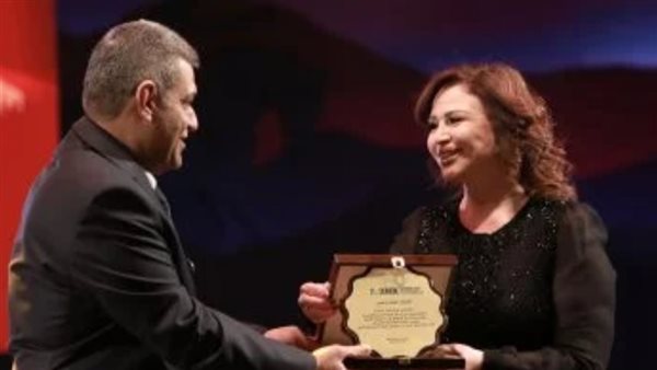 إلهام شاهين 