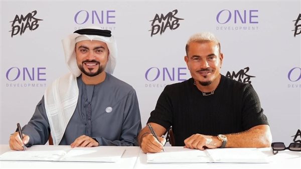 خلال التوقيع