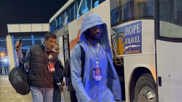 بيراميدز يصل إلى