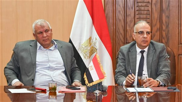 وزير الموارد المائية