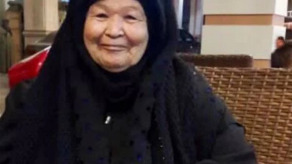  والدة عصام الحضري