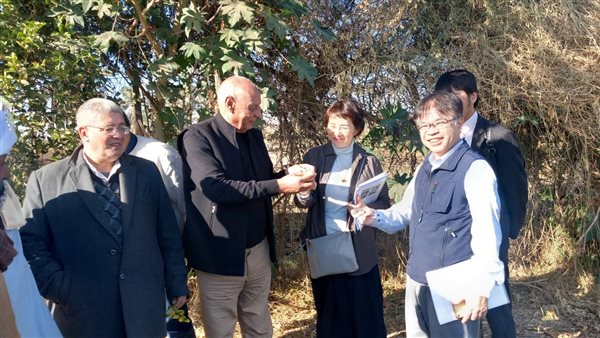 وفد من الجايكا اليابانية