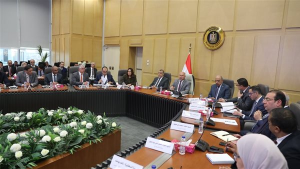 وزير الصناعة