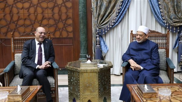 شيخ الأزهر يستقبل