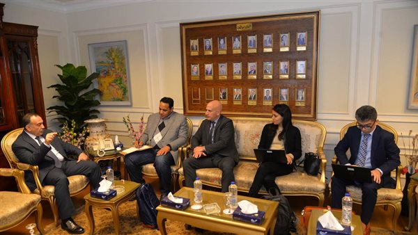 محافظ أسيوط 