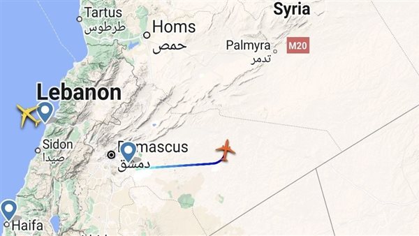 إقلاع أول طائرة مدنية