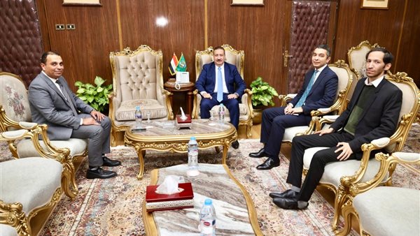 لقاء محافظ المنوفية