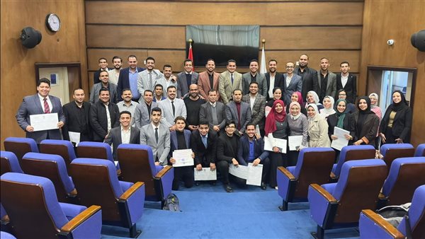 أعضاء برلمان شباب