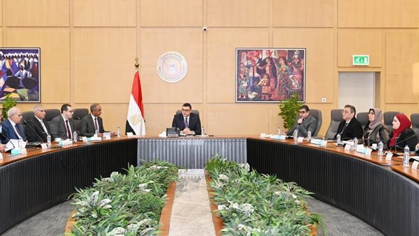 الشربيني خلال الإجتماع