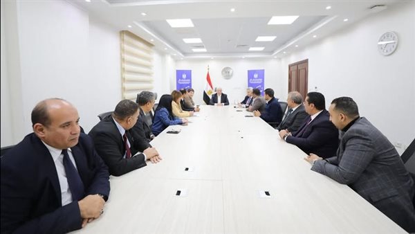 اجتماع وزير التعليم