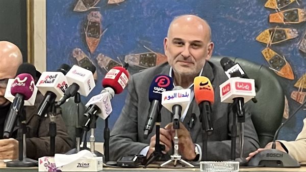 جمال سليمان خلال