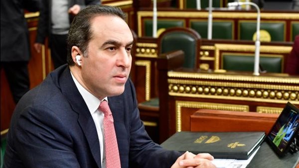 المستشار أحمد مناع