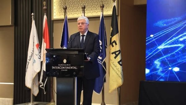 وزير التعليم العالي