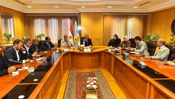 محافظ أسيوط 